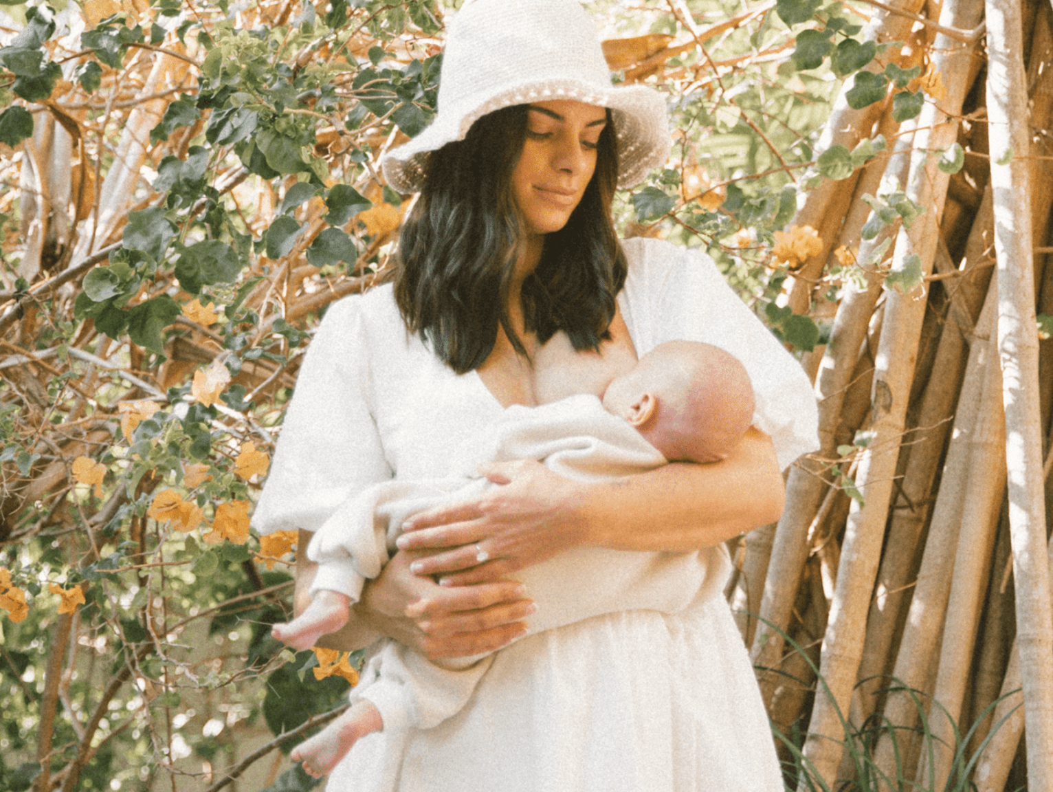 Daydream | Breastfeeding Features