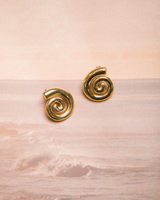 Conch Earrings | Gold