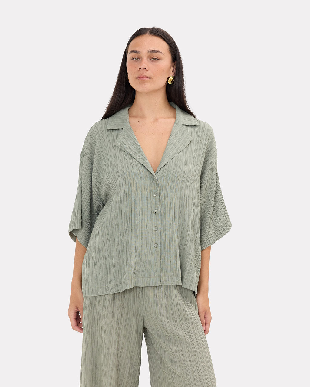 Lacey Shirt in Green Crepe - Pregnancy and Postpartum Friendly Clothing - The Lullaby Club