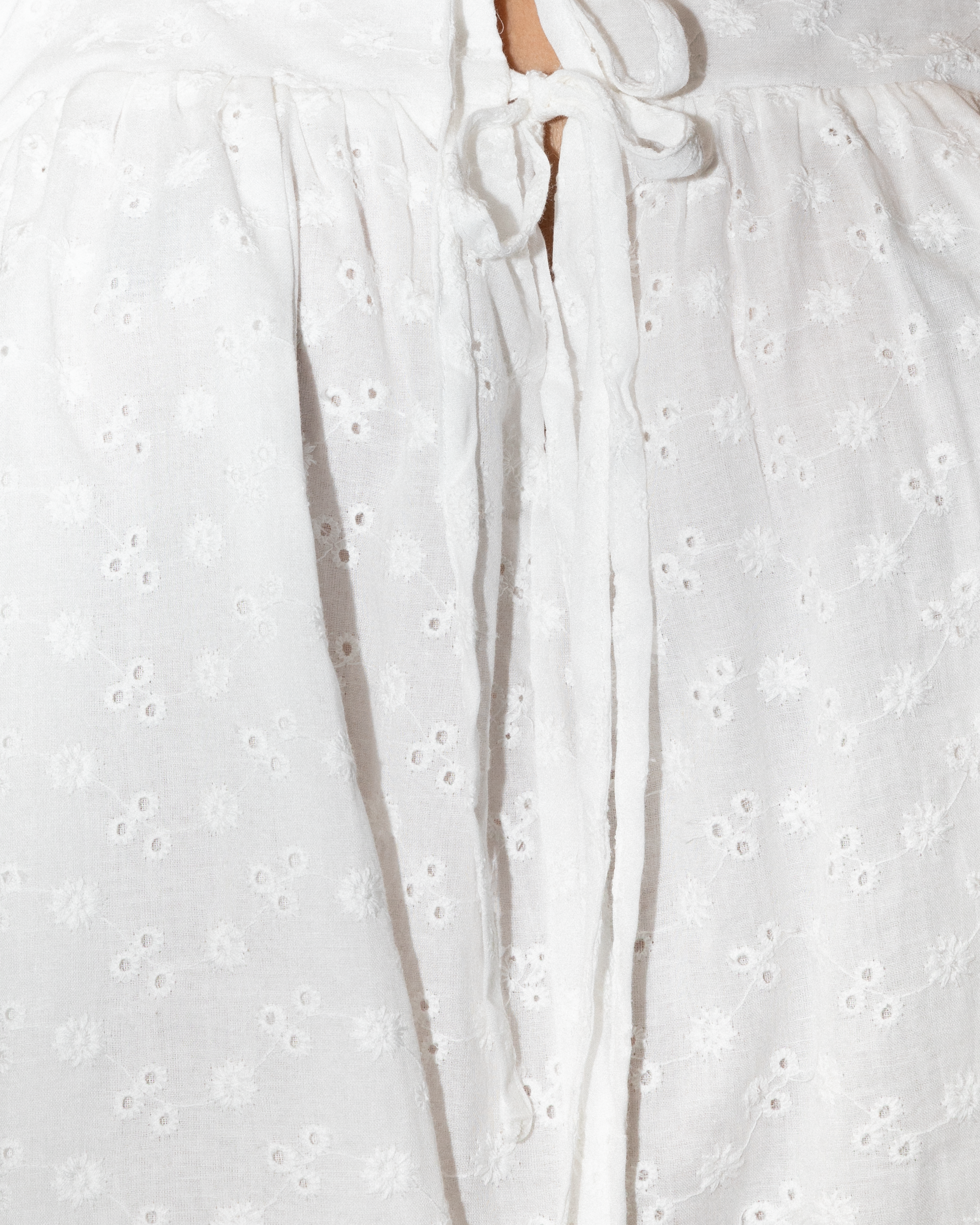 Zimi Top in White Embroidery Fabric - The Lullaby Club
