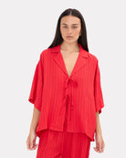 Billie Shirt in Red Crepe - Breastfeeding Friendly - The Lullaby Club