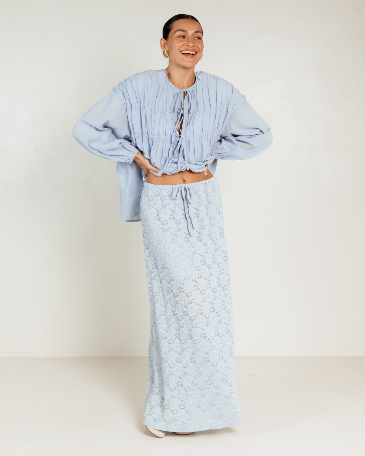 Daisy Smock Top in Powder Blue - Oversized Breastfeeding Friendly Top - The Lullaby Club