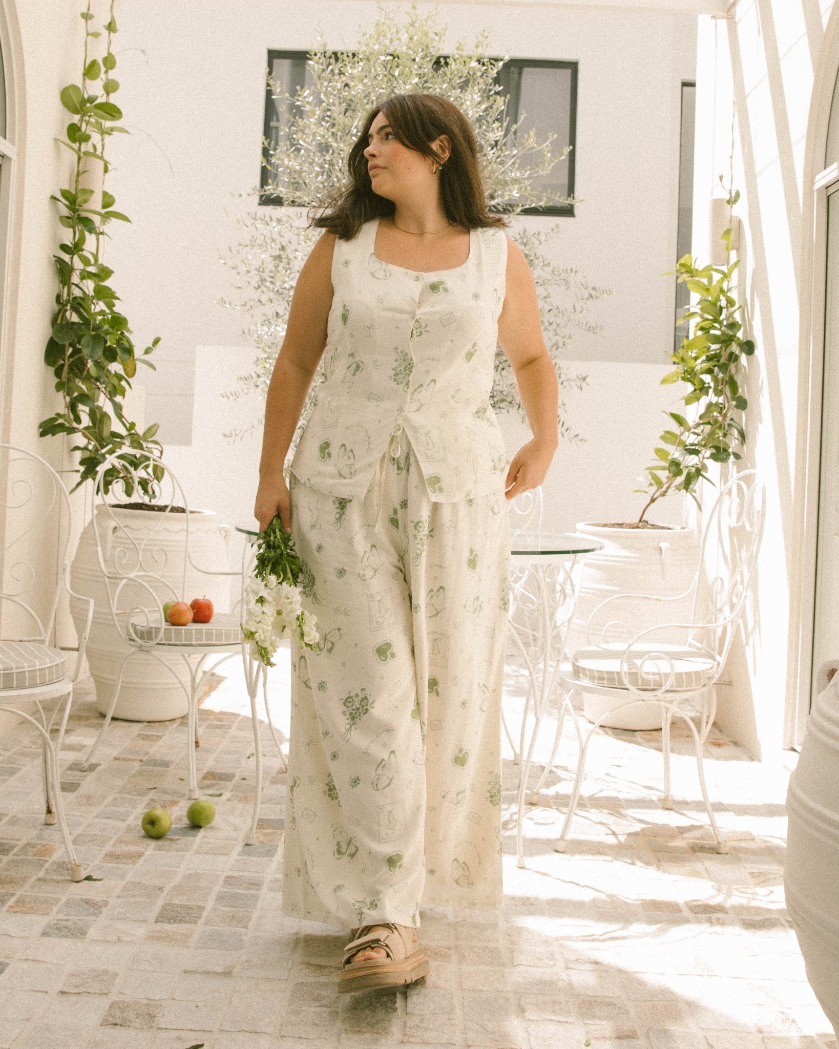 Ella Vest Dreamscape – The Lullaby Club - Main Image