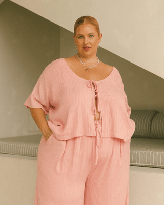 Gia Crop Pink Crepe – Breastfeeding-Friendly Maternity Wear