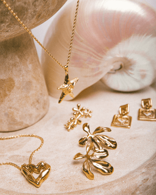 Heartstrings Necklace | Gold