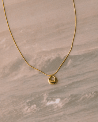 Luxe Pebble Necklace